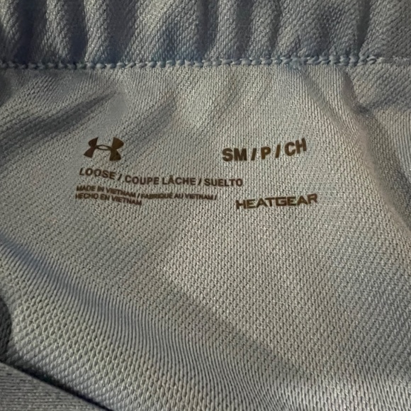 Womens Under Armour Play Up Shorts 3.0 Loose Fit - Picture 10 of 11